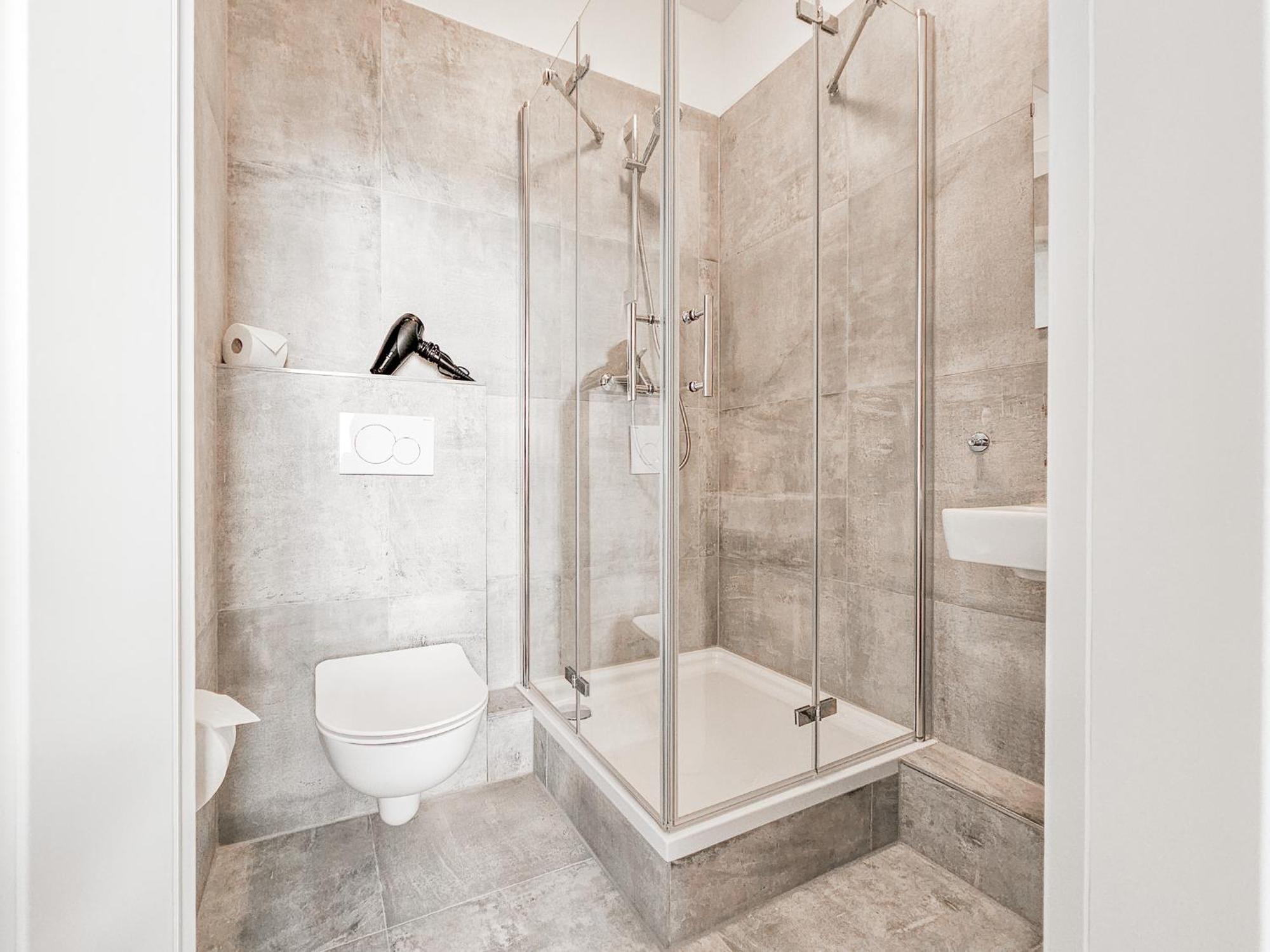 Raj Living - Studio Wohnungen - 15 Min Zur Messe Dus Дюссельдорф Экстерьер фото